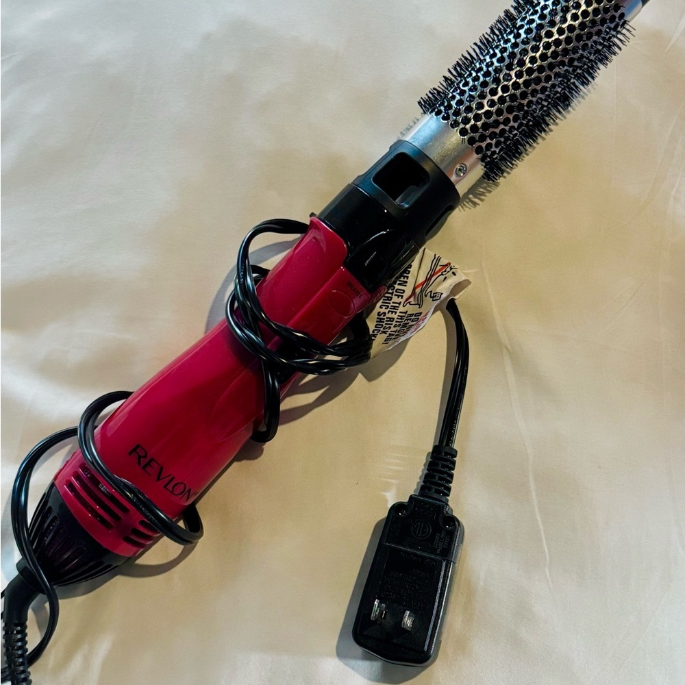 Revlon Hot Air Brush in Red